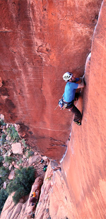 Robin Nicholson and The Fox (5.10d) in the Calico Basin. 