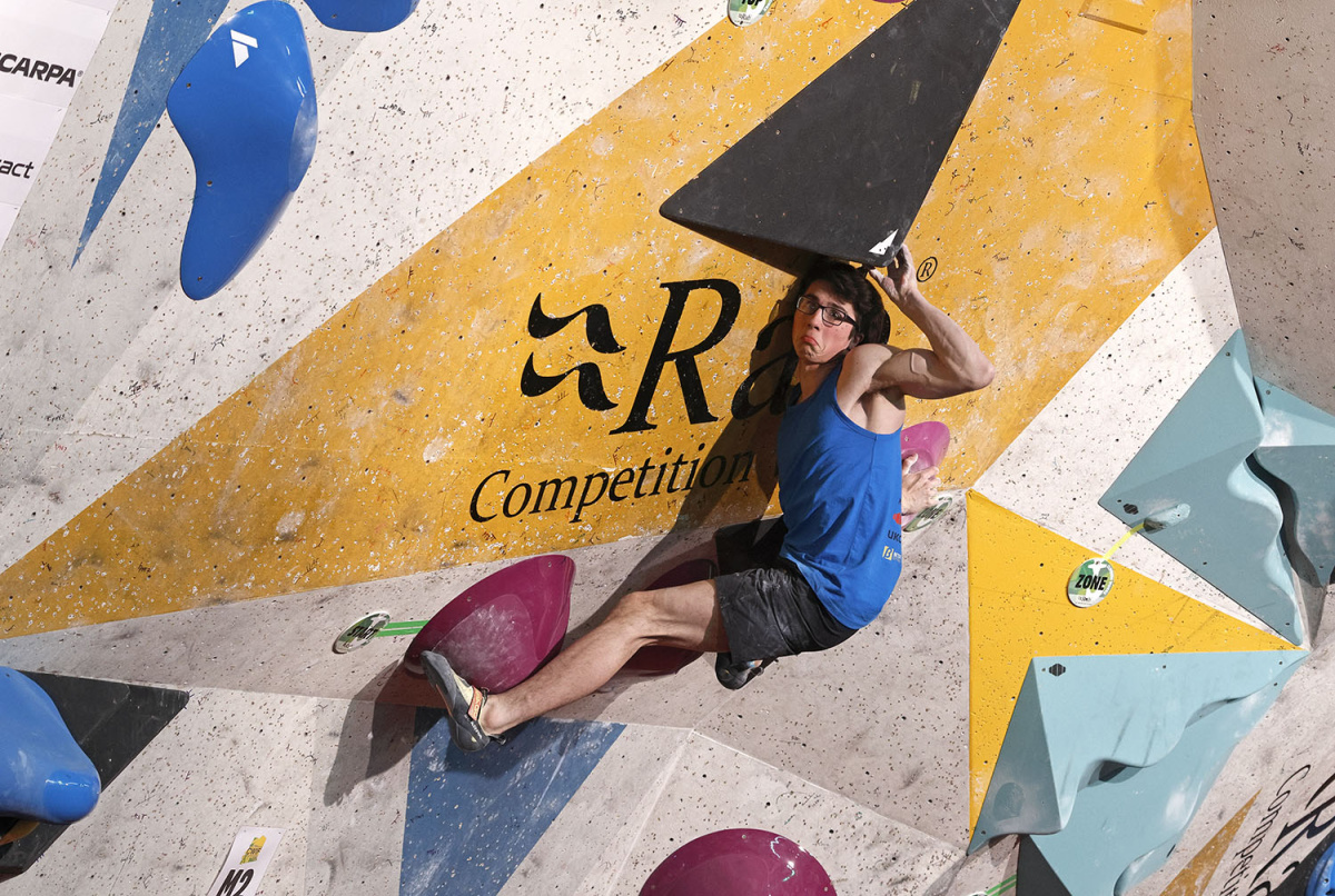 Jack MacDougall not happy with the holds in the men's final. Photo: © David Simmonite