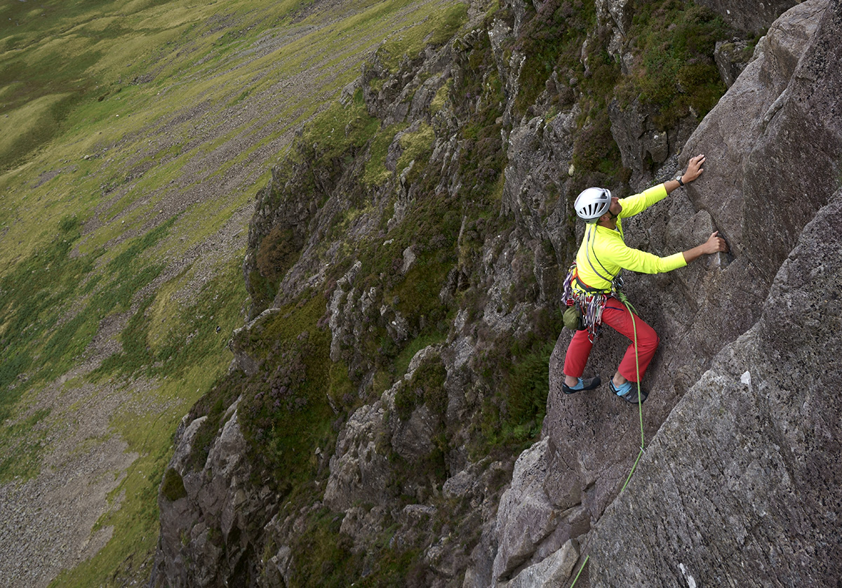Mark Eddy on the upper pitches of Gillercombe Buttress (S), Gillercombe. Photo: © David Simmonite