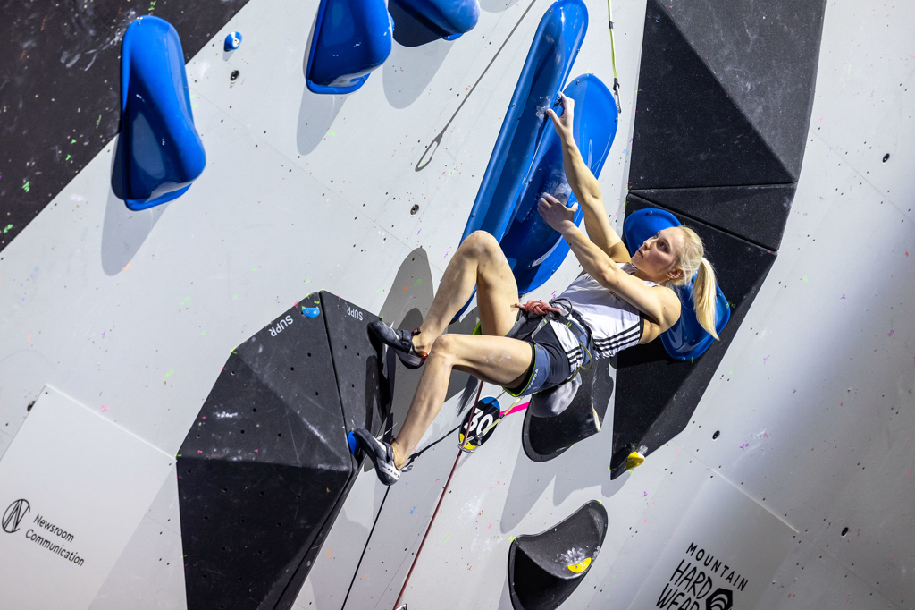 Janja Garnbret in the Lead round of the Combined Final at the World Championships. Photo: Jan Virt/IFSC