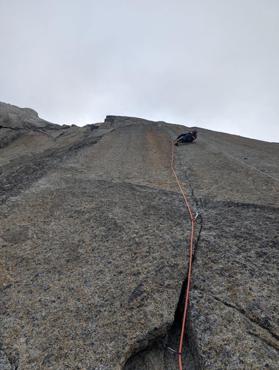 Difficult climbing on superb rock on the Lafille. Photo Leo Billon/Instagram