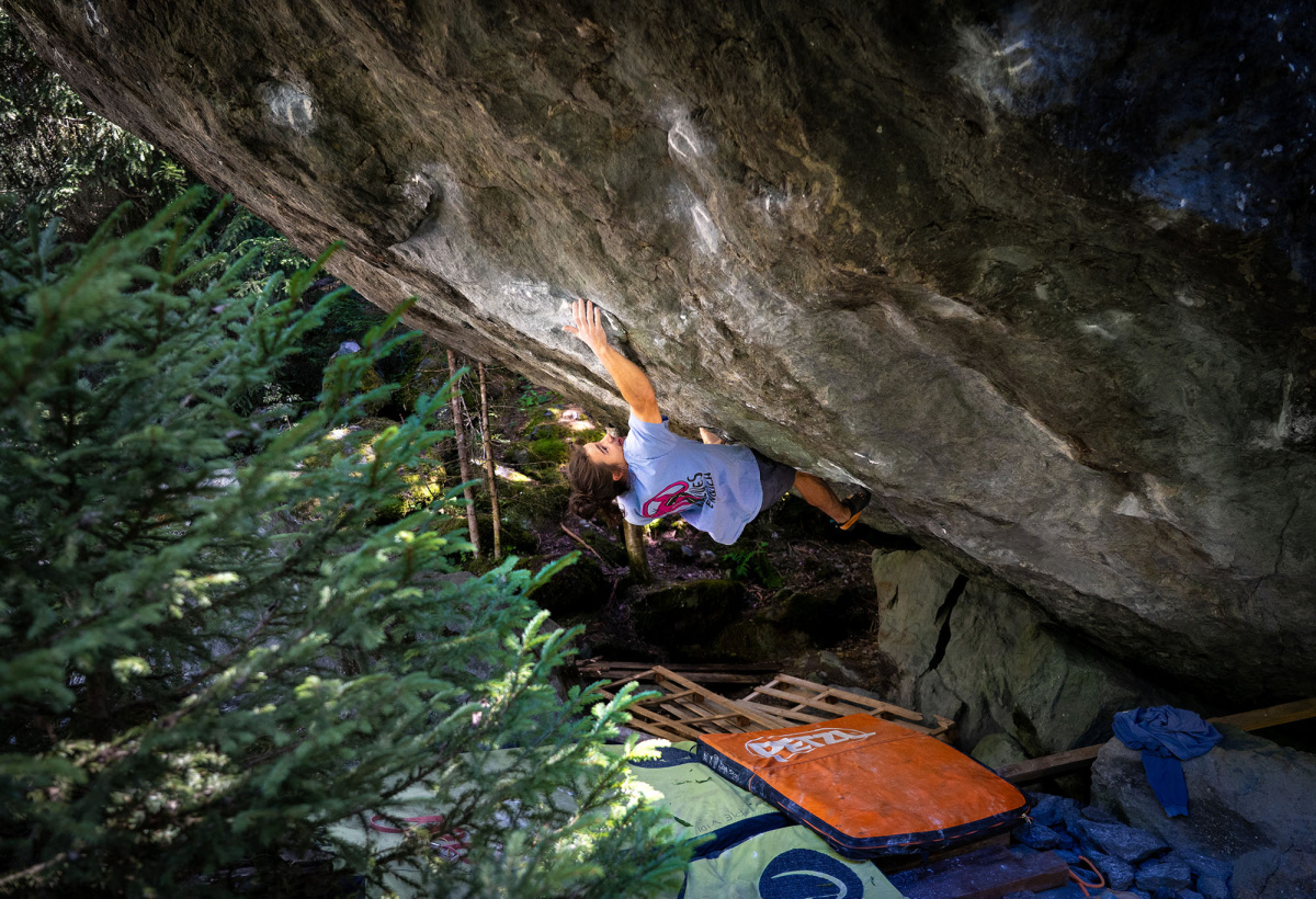Pietro Vidi on Permanent Midnight Low (Font 8C+).