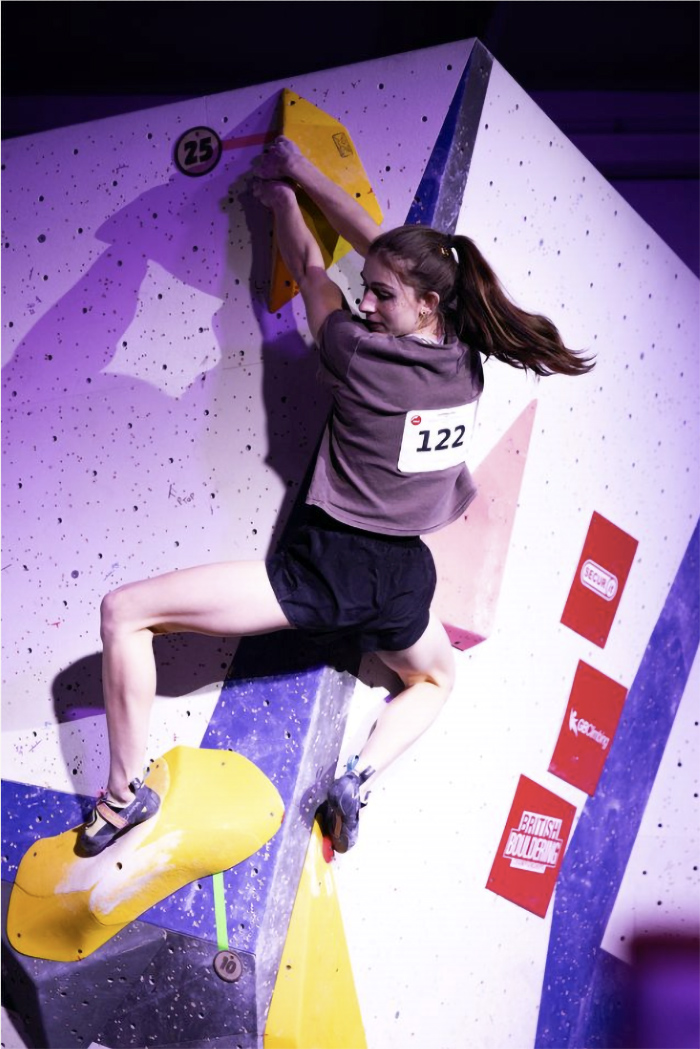 Emma Edwards in the womens final. Photo: Sam Pratt