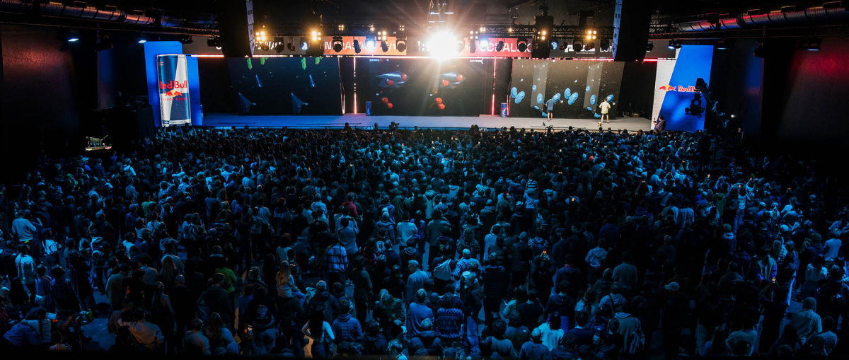 The scene at the Pro Climbing League at Magazine London. Photo: Stefan Voitl / Red Bull Content Pool