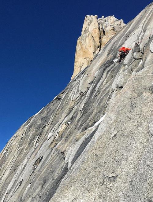 Colin Haley on Esperando la Cumbre on Piergiorgio. Photo: Alex Honnold (Instagram)