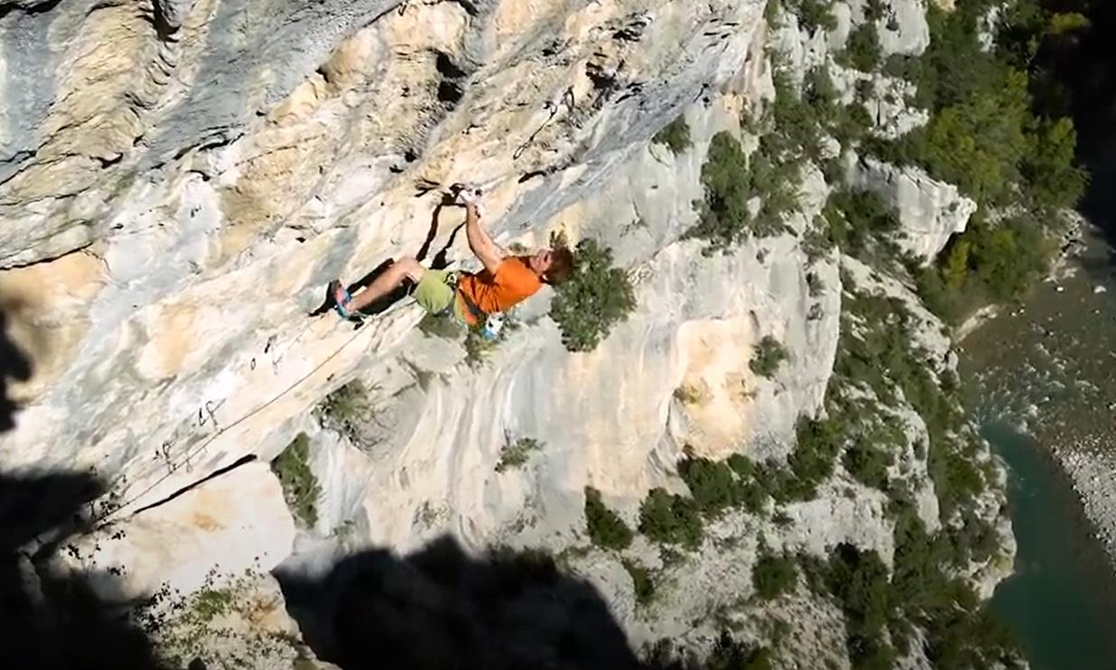 Seb Bouin on Les Specialistes.